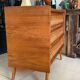 Commode en bois et rotin vintage pieds compas