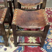 Set of 6 English chairs in oak and fine leather from the late 19th century.