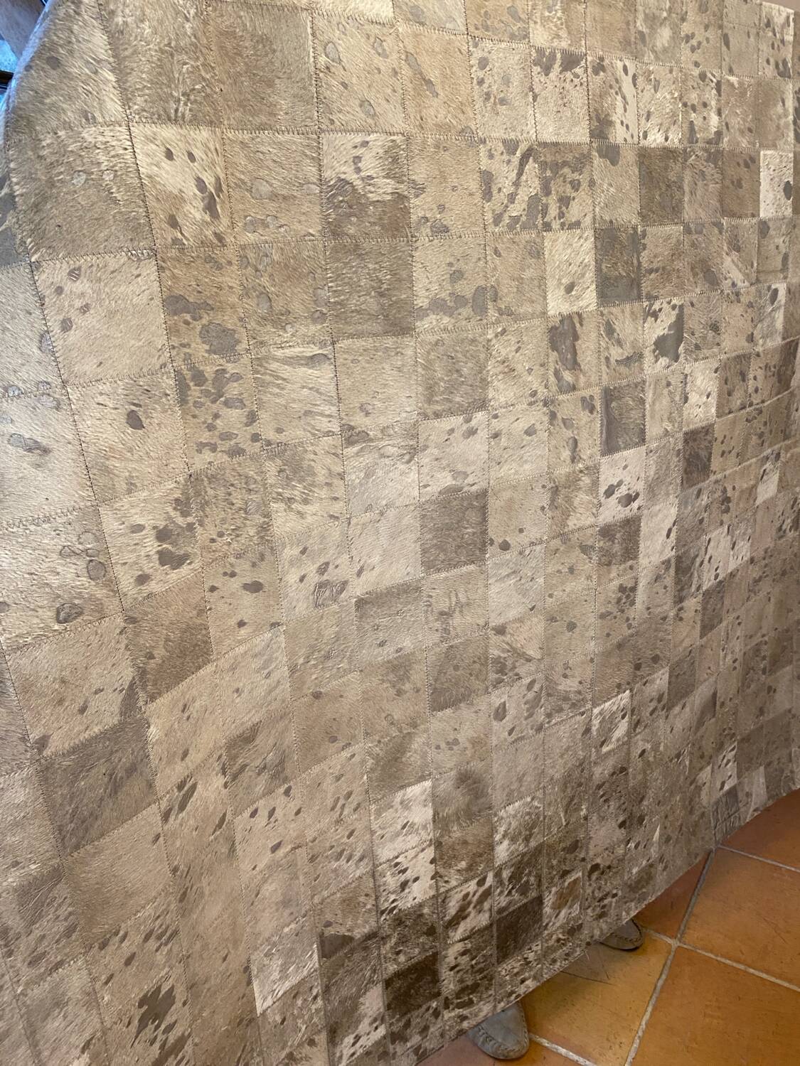 Cowhide rug, silver-grey patchwork