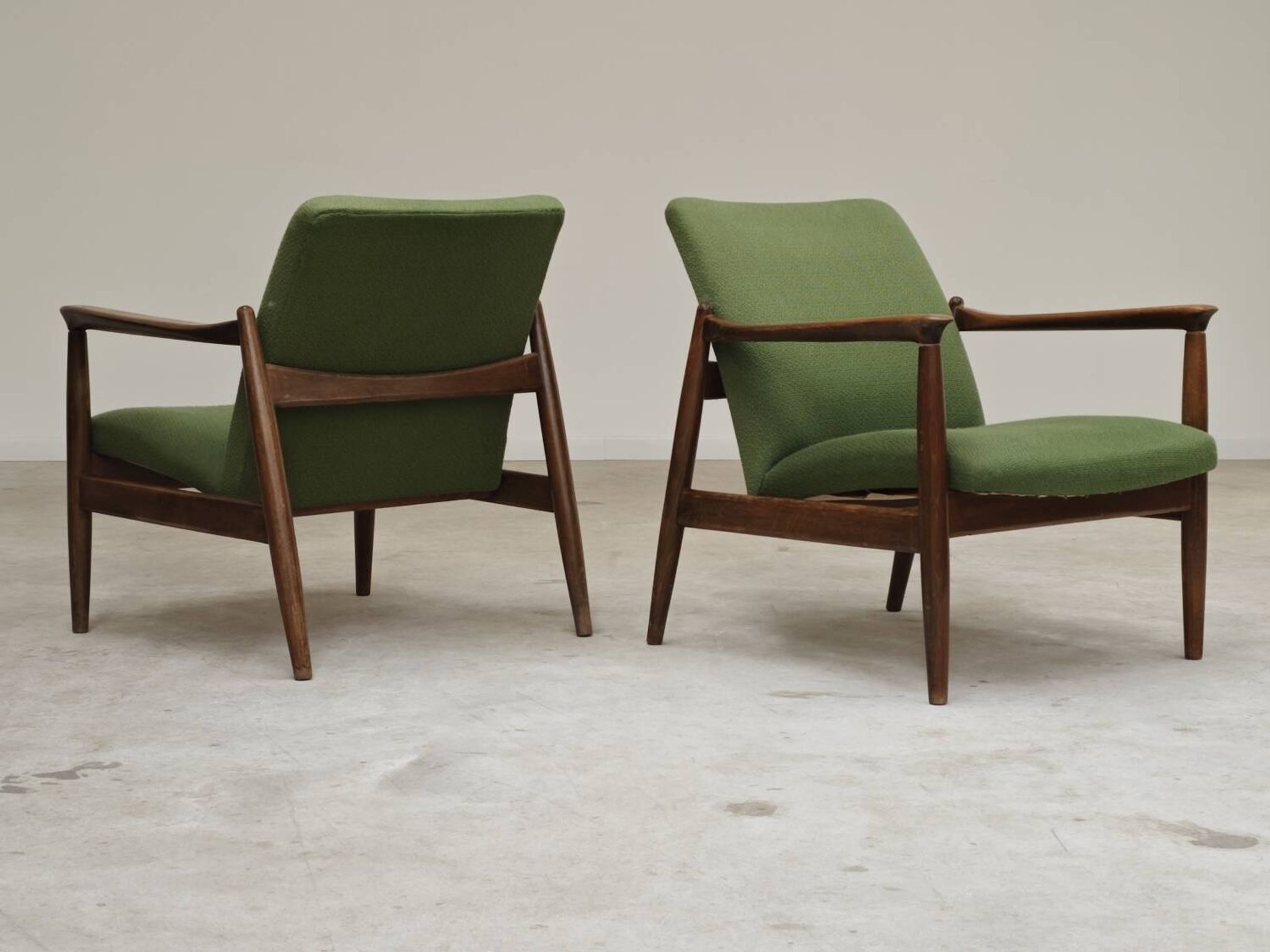 Paire de fauteuils vert GMF 64 par
Edmund Homa, Pologne 1960