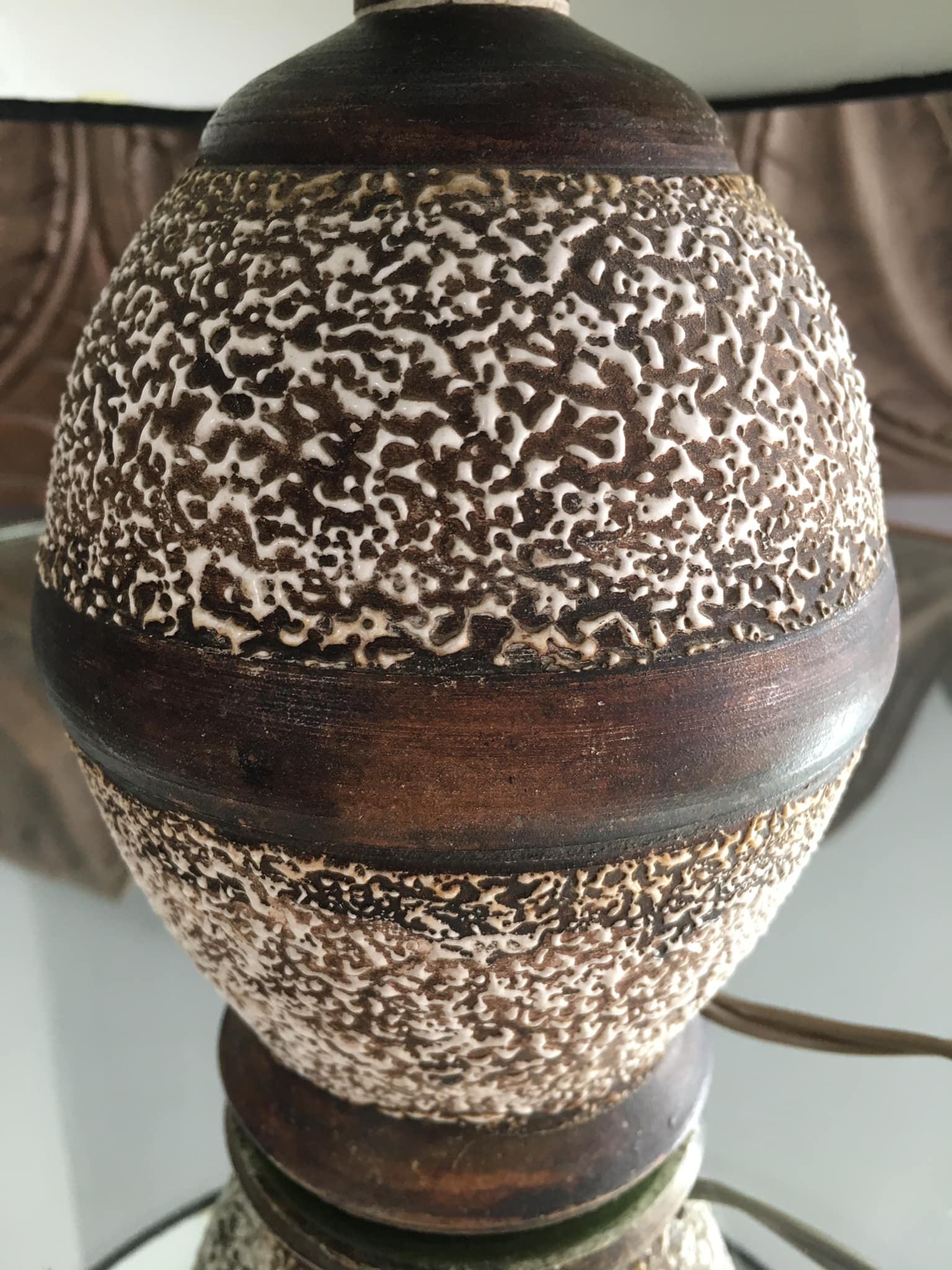 Antique ceramic lamp stand. Brown.