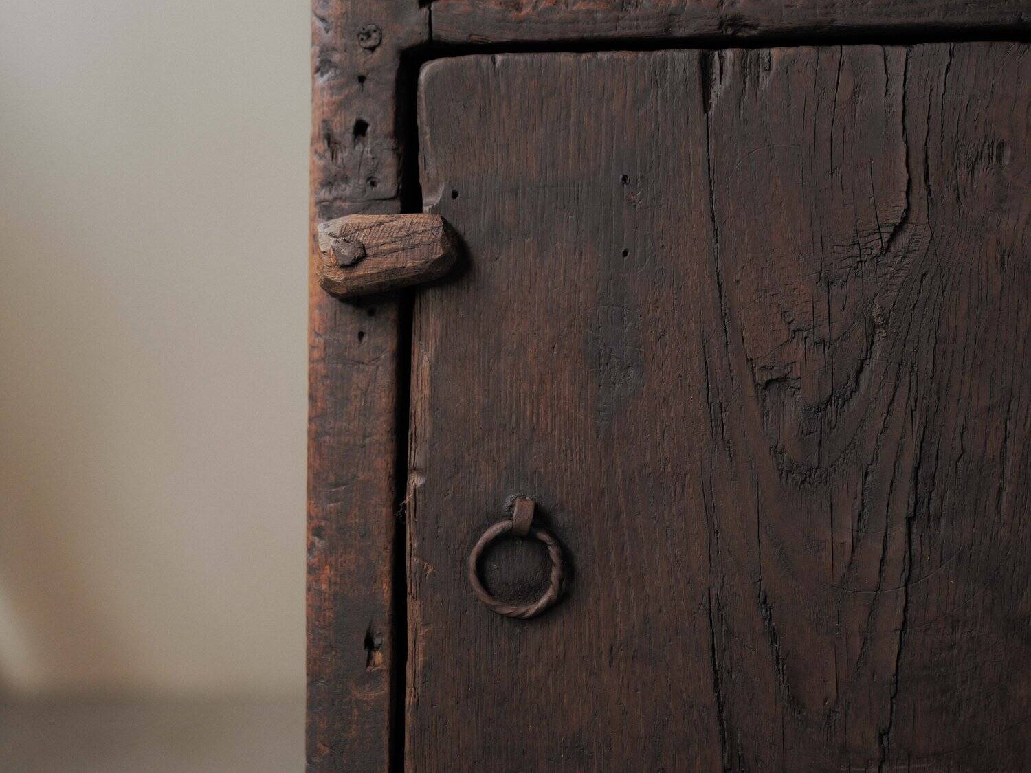 Mountain furniture in solid wood, Folk Art, 19th century