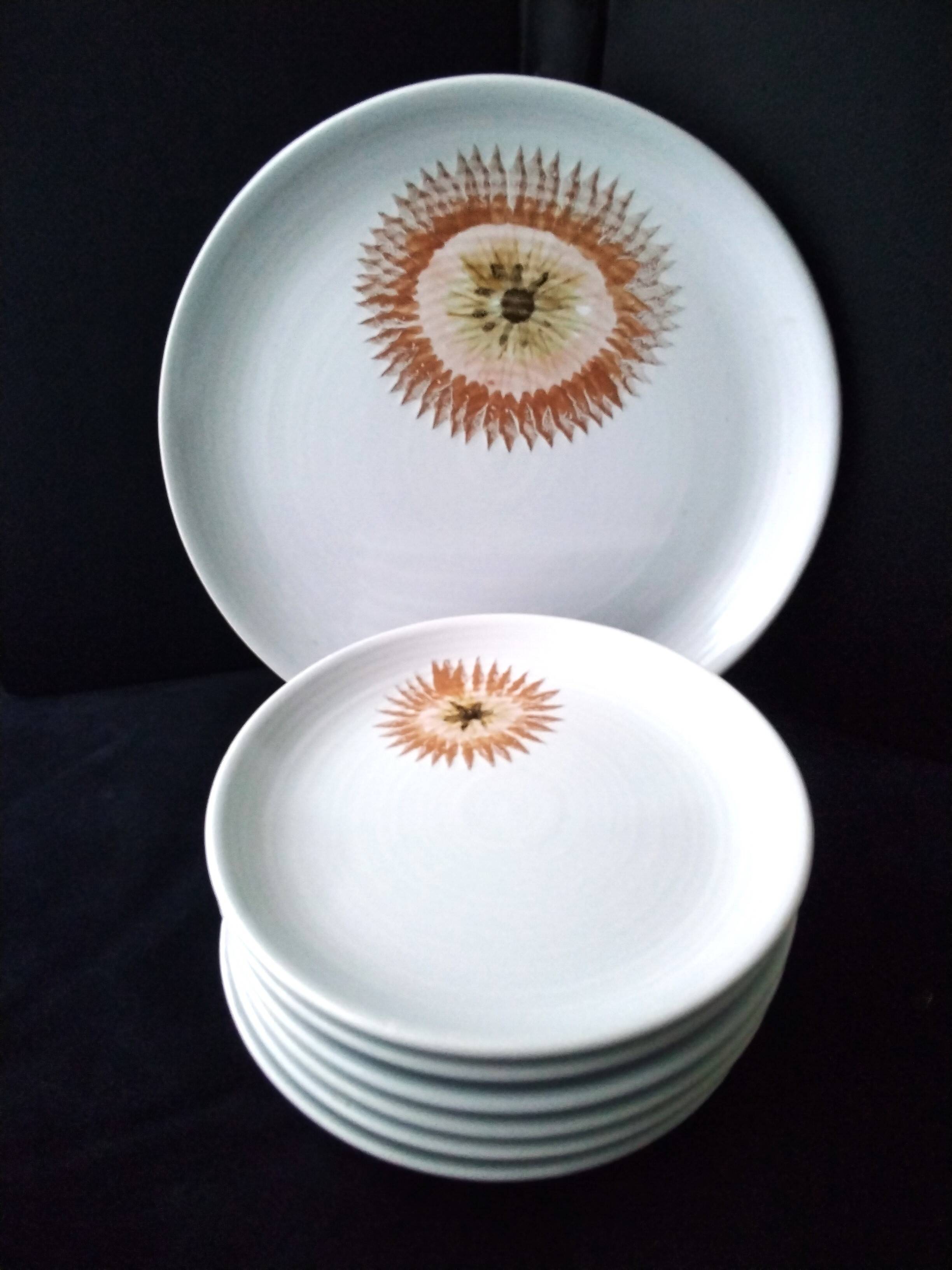 St Amand earthenware cake service 1713