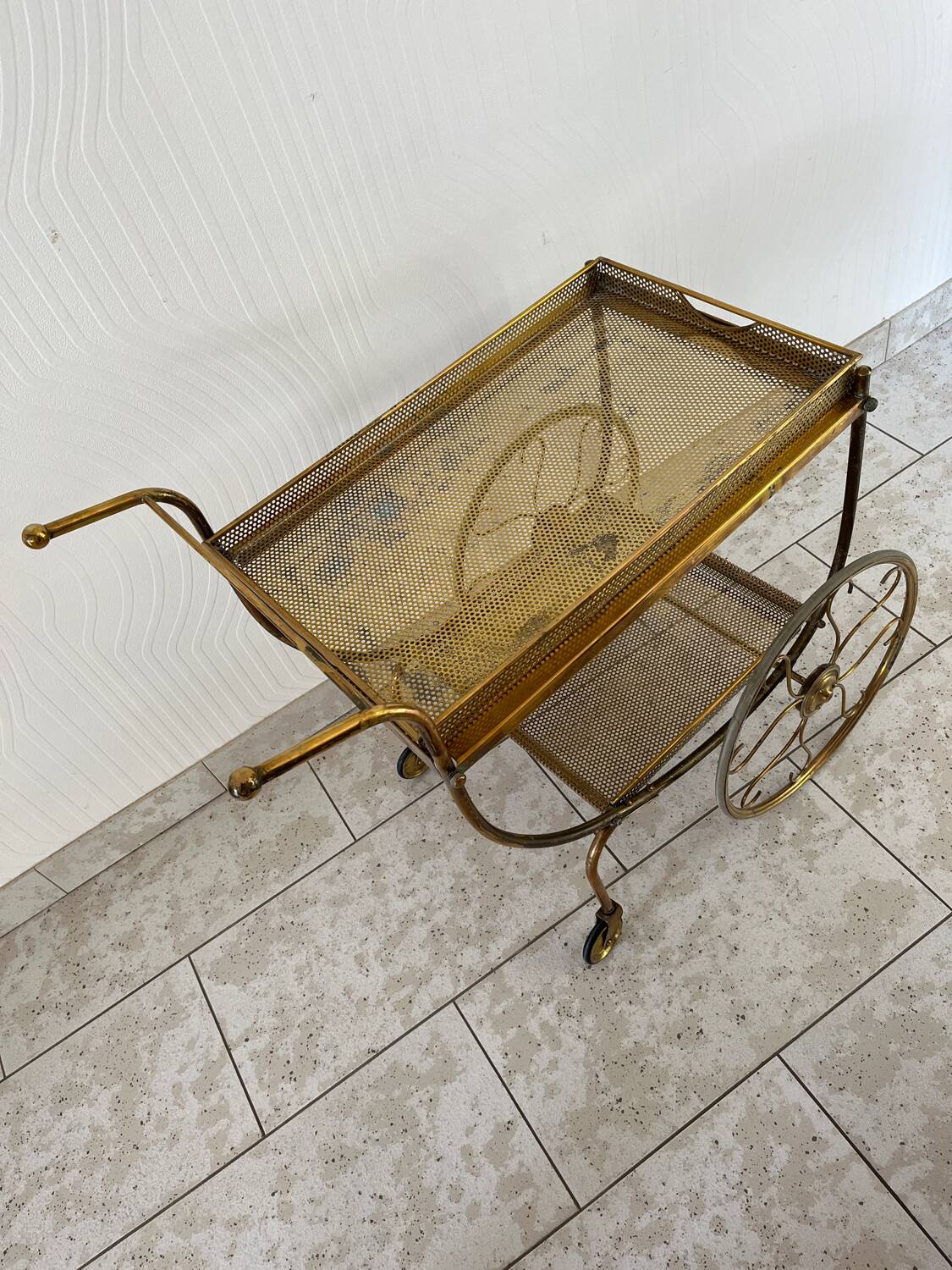 Desserte / bar roulant en laiton de Josef Franck pour Svenskt Tenn Suede annee 50/60