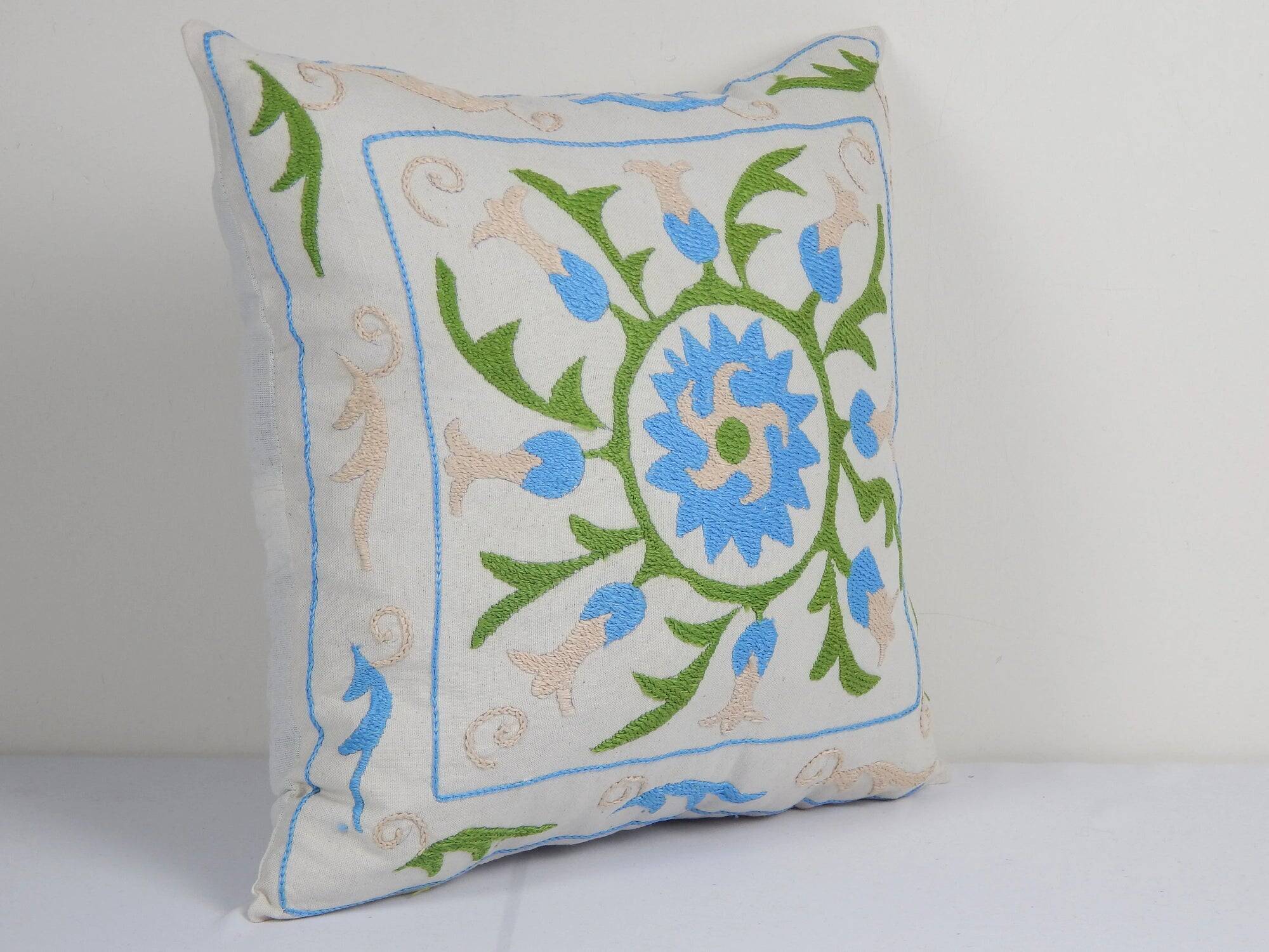 Vintage embroidered cushion cover 41x41 cm