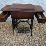 Ancient singer sewing machine