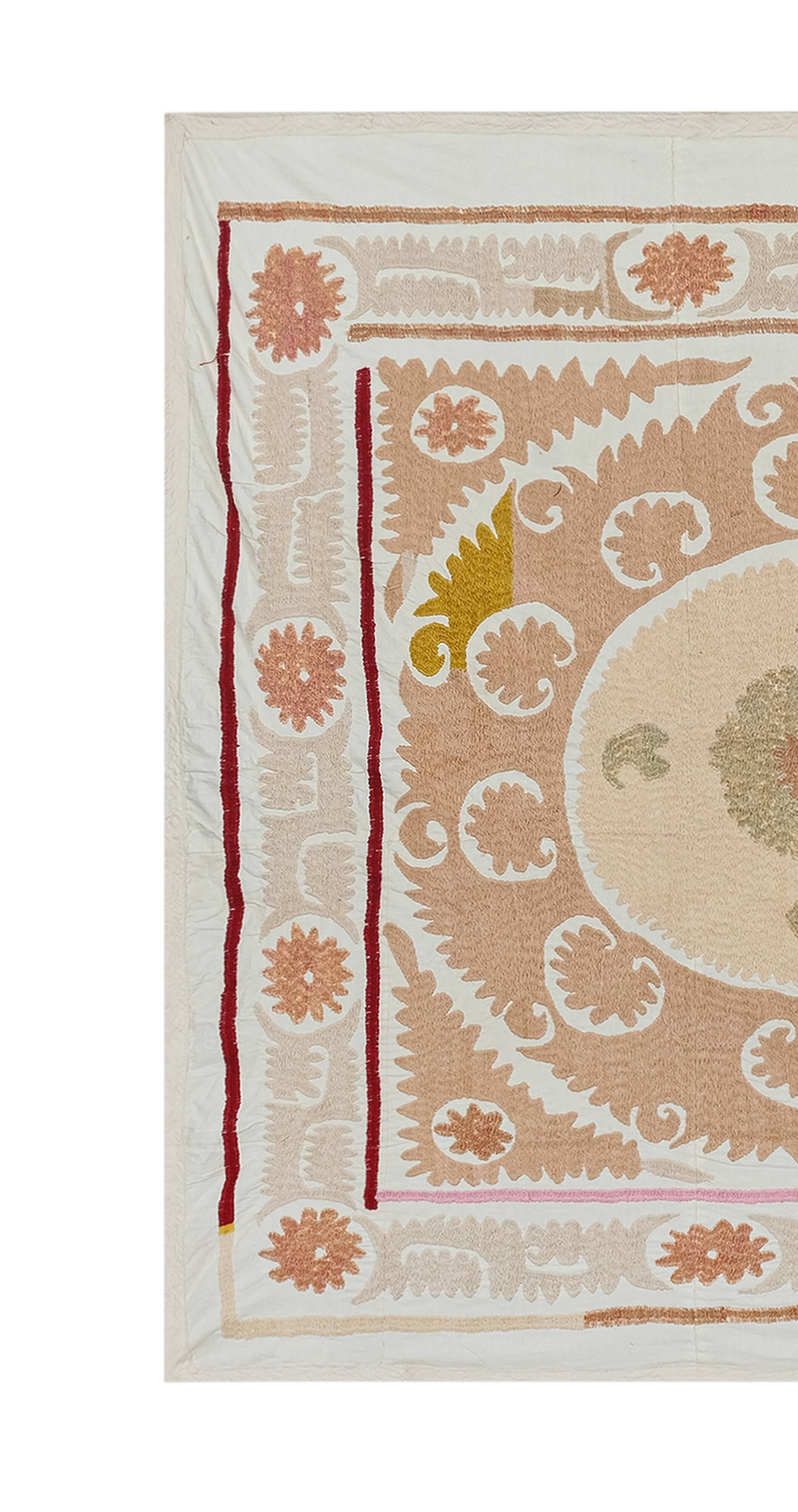 Hand knotted rug, vintage Turkish rug 116x124 cm