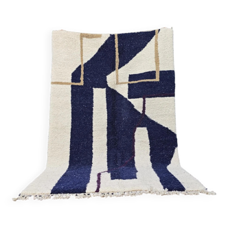 Authentic Moroccan wool rug handwoven, 250x150 cm.