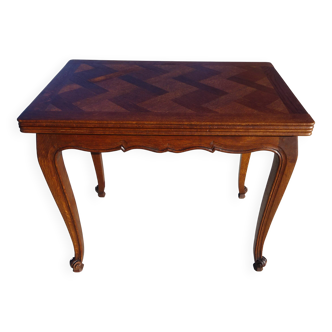 Extendable oak wallet table