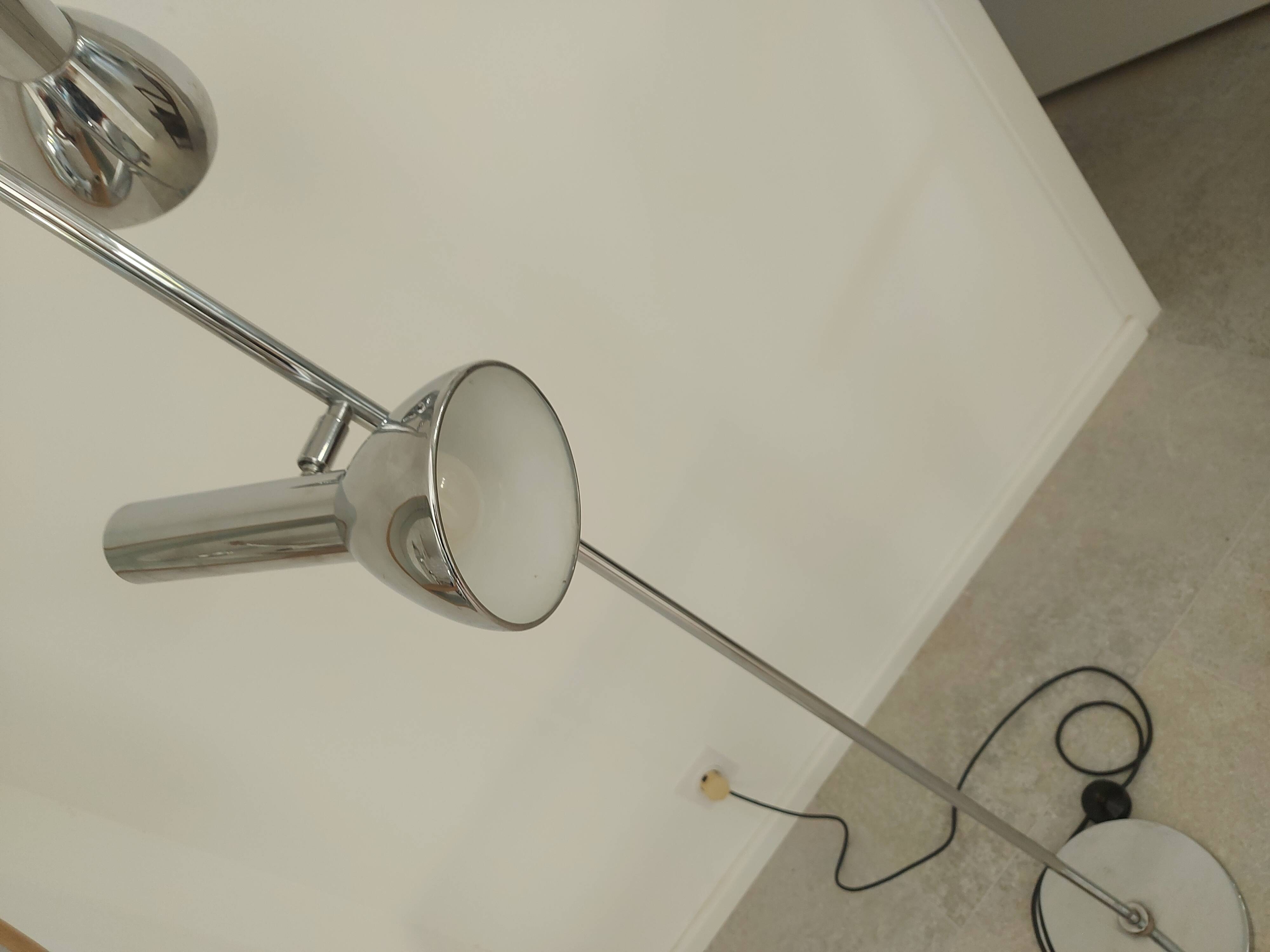 Vintage 70'S chrome floor lamp