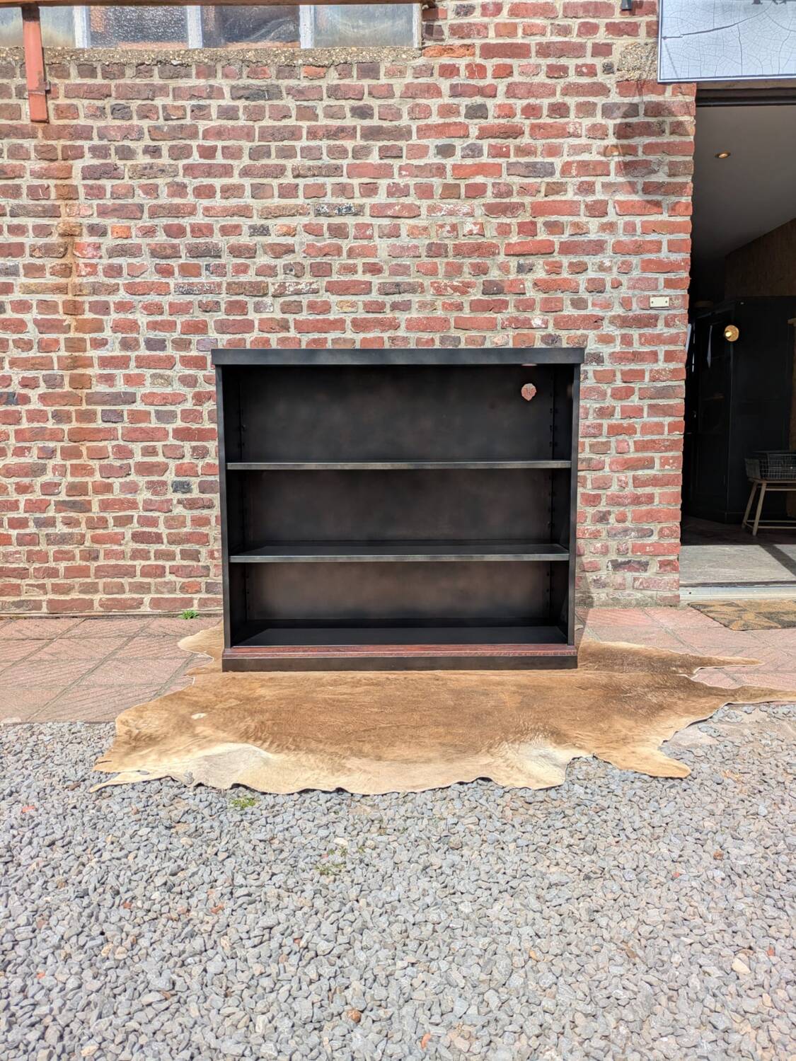 Industrial shelf