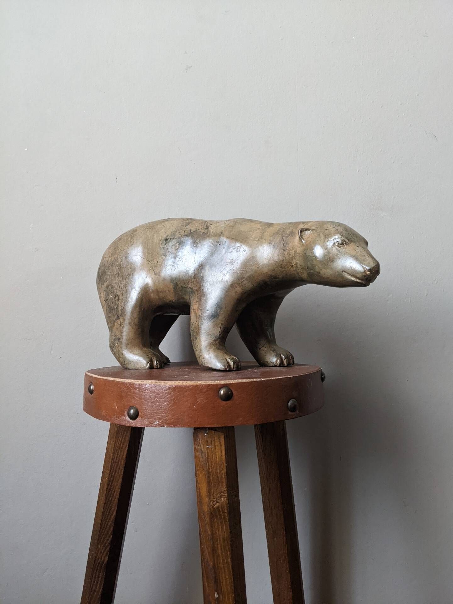 Bronze animal sculpture of a polar bear by Pierre Chenet.