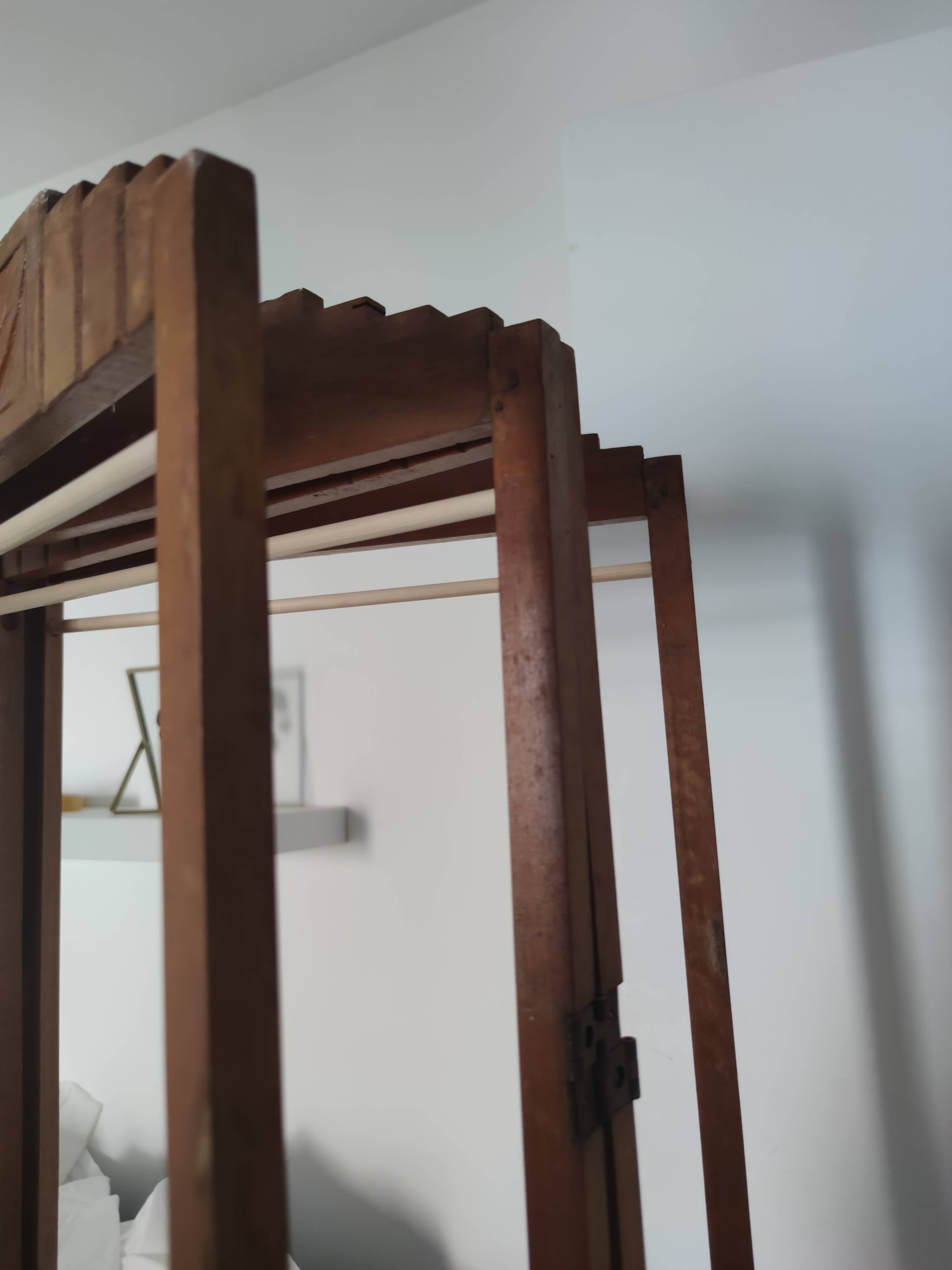 Carved wooden screen 4 panels