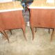 2 tables de chevet de style Louis XV