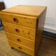 Commode Charlotte Perriand "Les Arcs" en pin massif – 4 tiroirs – Années 19