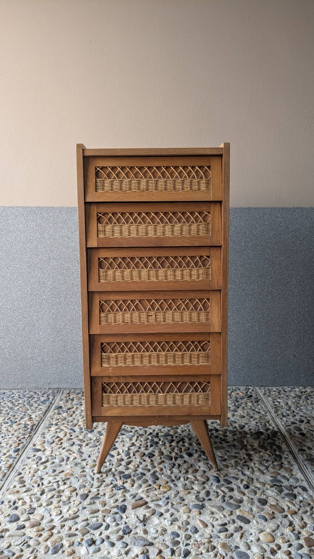Vintage chest of drawers