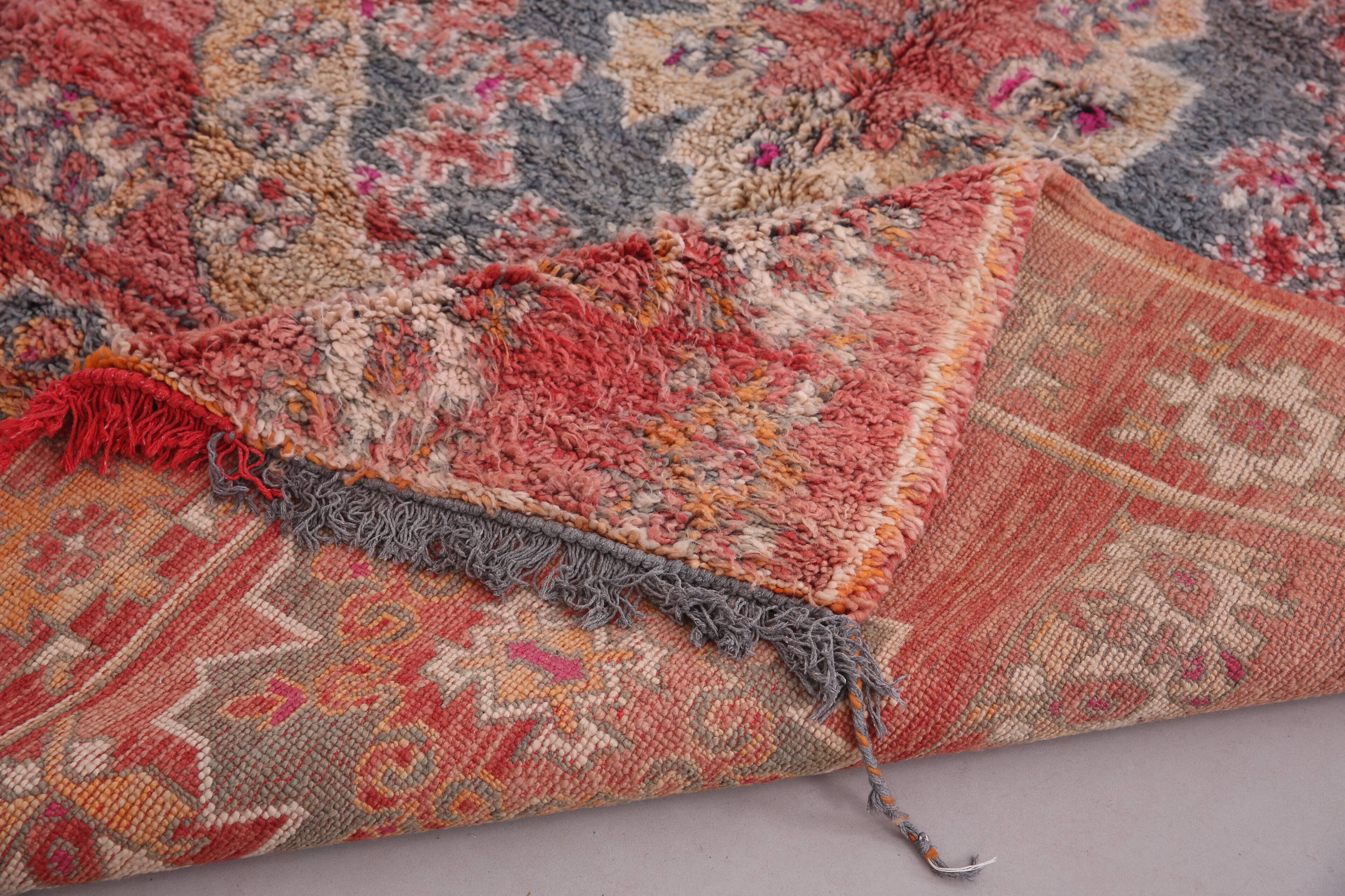 Vintage Moroccan Rug 200 x 306 cm, Berber Wool Rug, Handmade Bohemian Rug