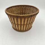 Wicker plant pot