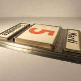 Perpetual calendar 60s