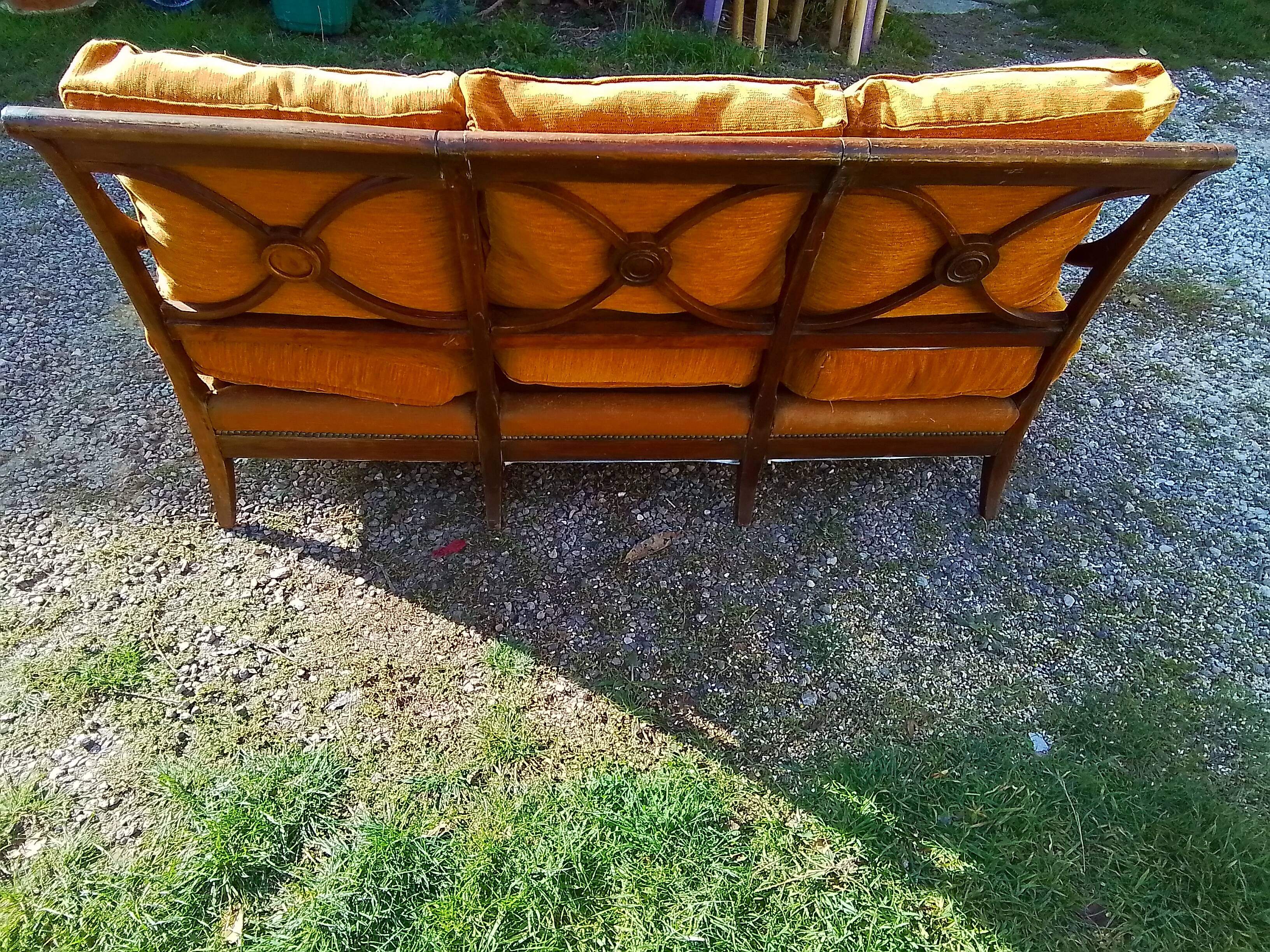 3-seater wooden sofa benches and feather seats