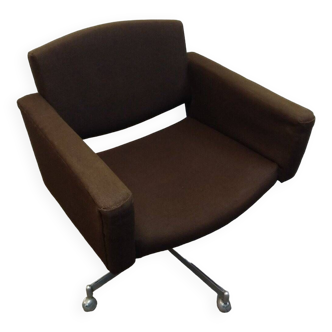 Meurop chair