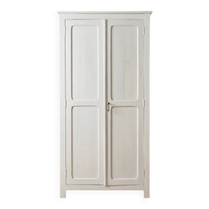 Armoire parisienne