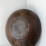 Vintage African tidy in natural wood with carved decoration in flat masks