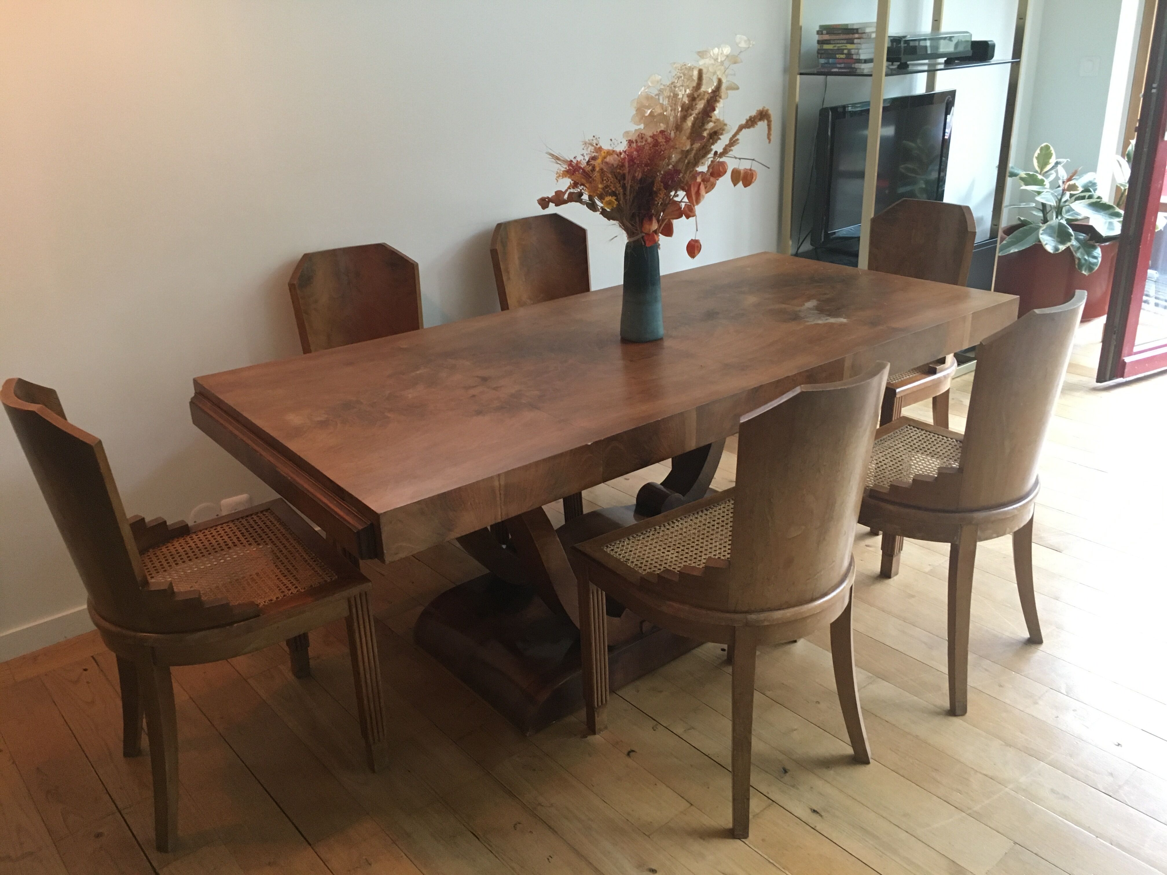 Vintage art deco table & chairs