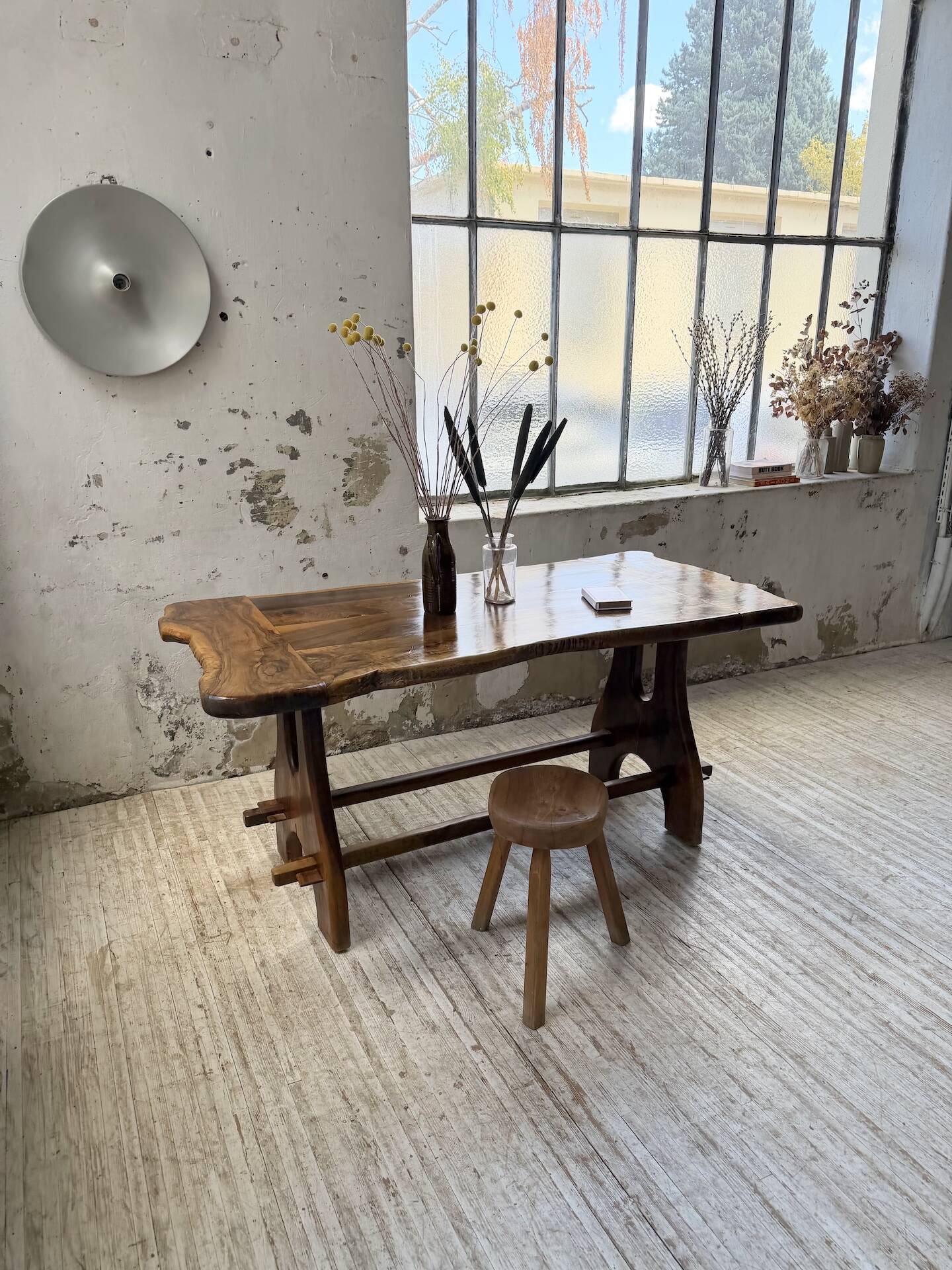 Dining table in solid olive wood Maison Skela 1960