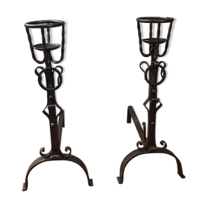 Paire de chenets en fer forgé