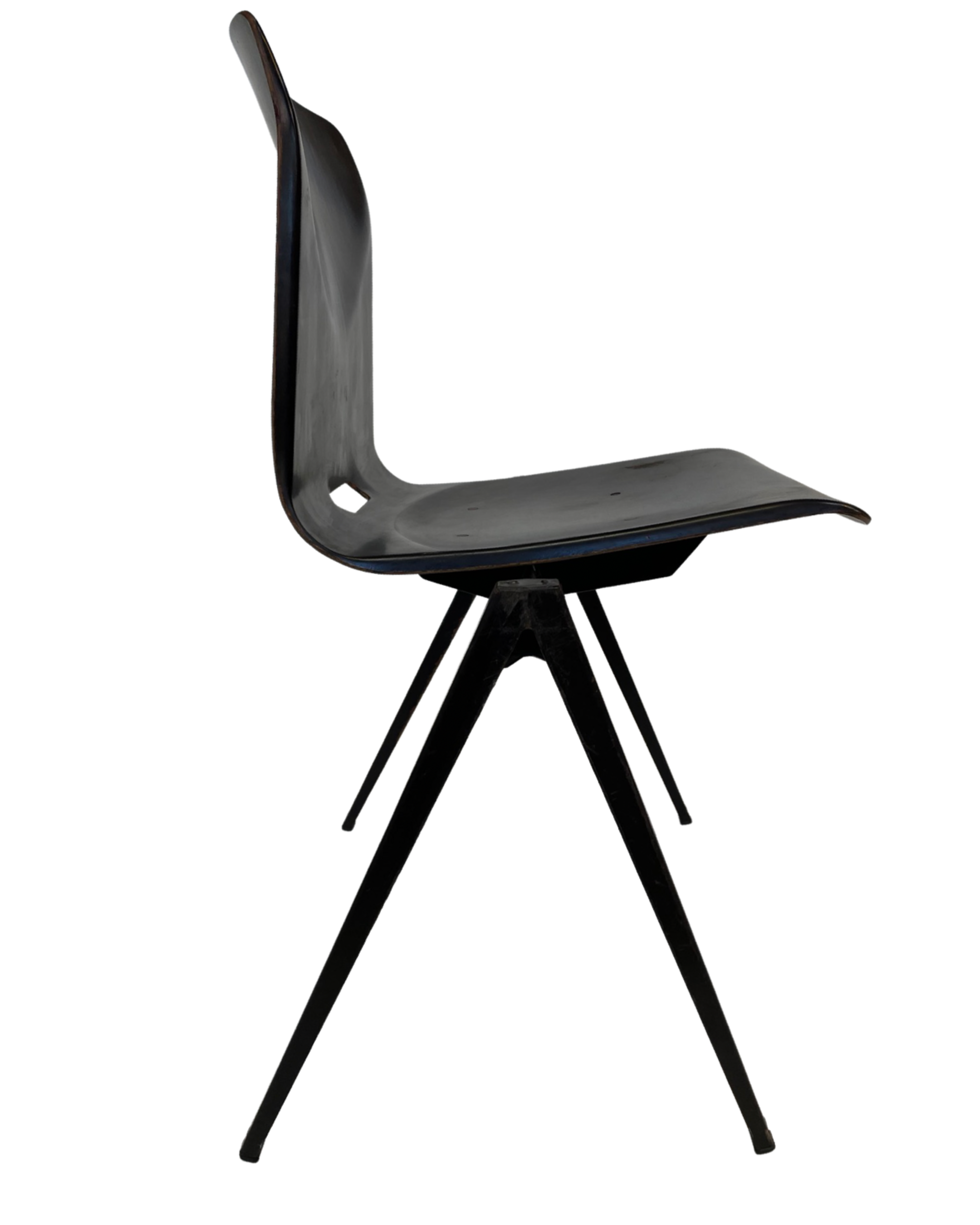 Set of four pagholz galvanitas s22 stackable school chair brown