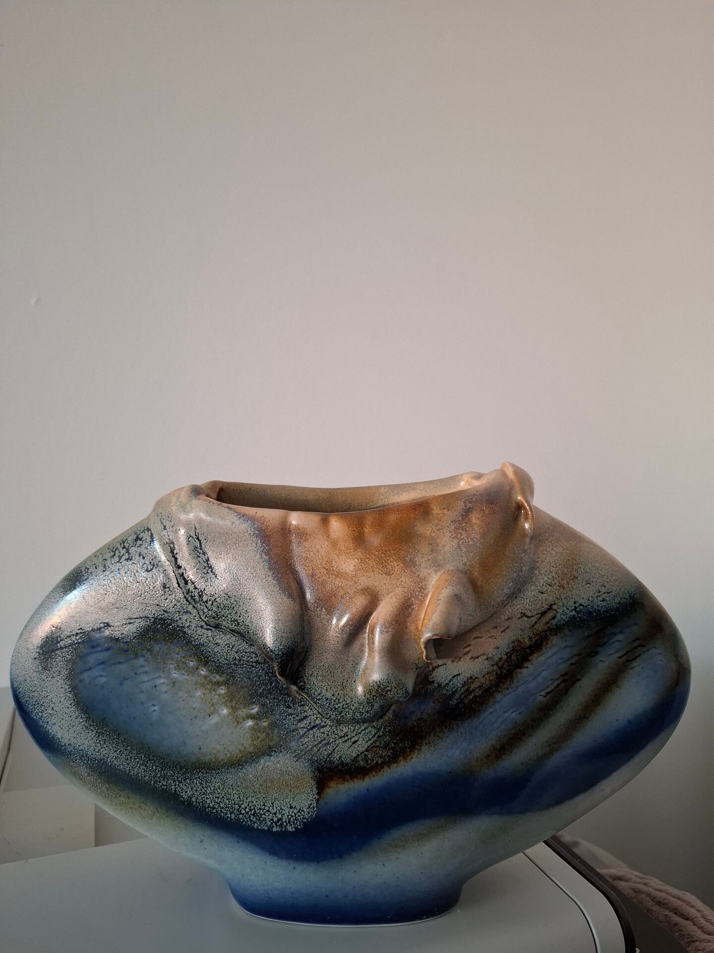 Art vase in raku pottery signed by Tony Evans.