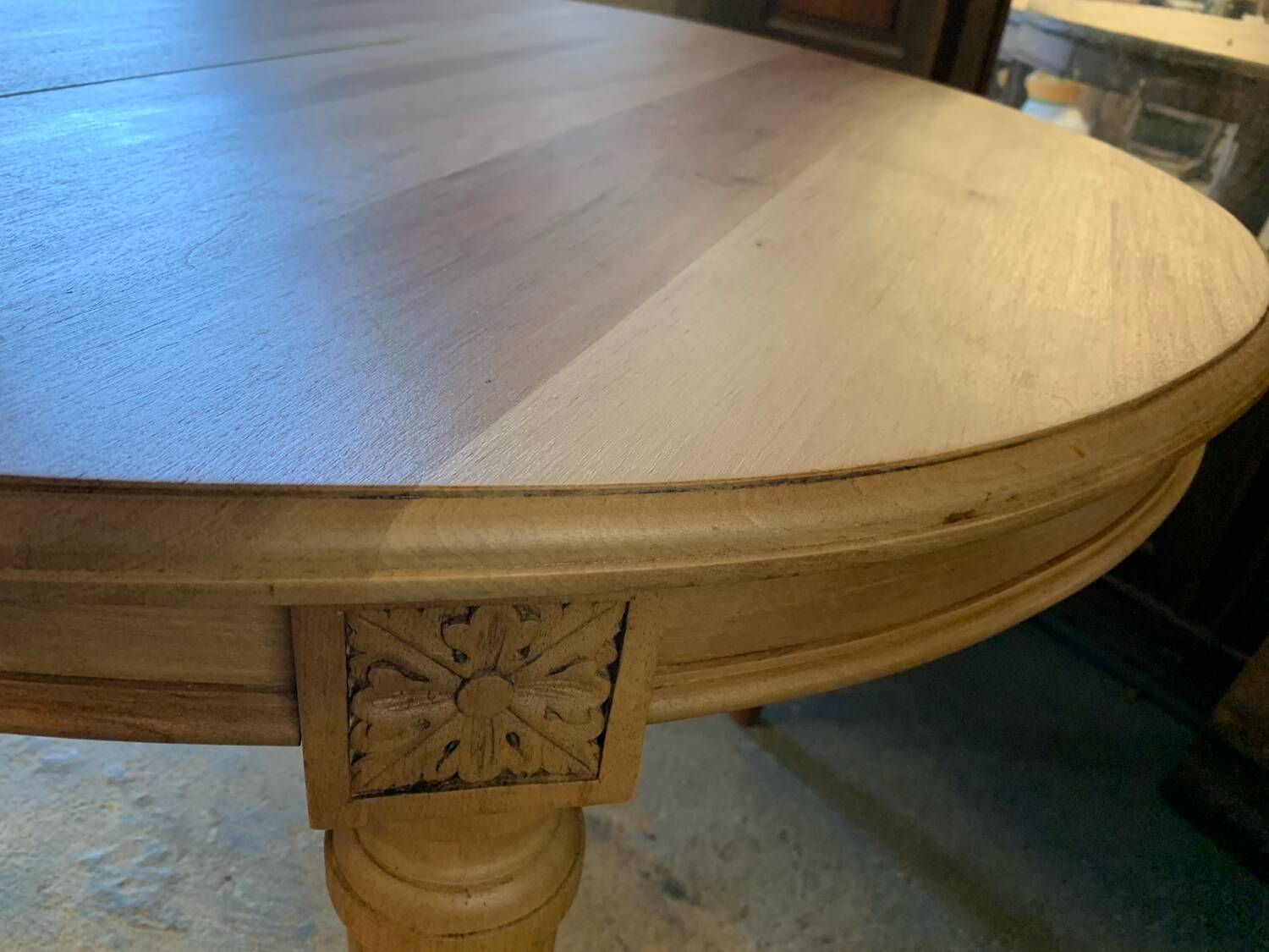 Table ovale art déco