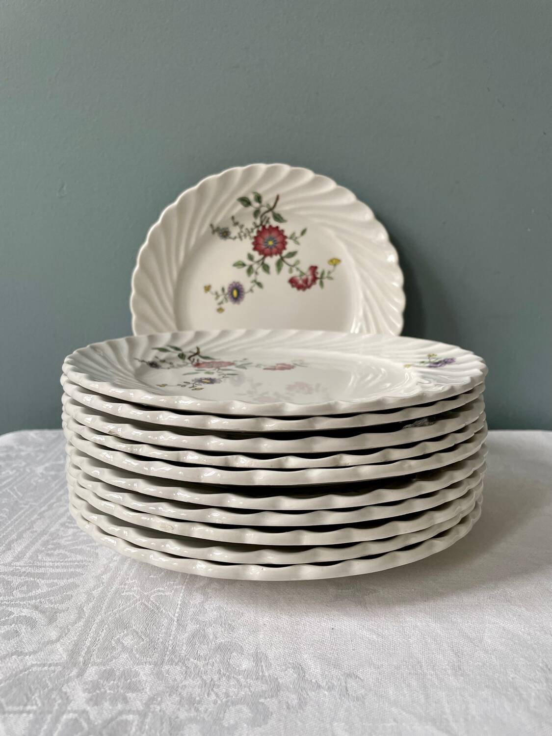 Set of 11 vintage Lunéville earthenware dessert plates