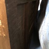 Armoire ancienne Louis XIII en noyer massif avec ses portes sculptées