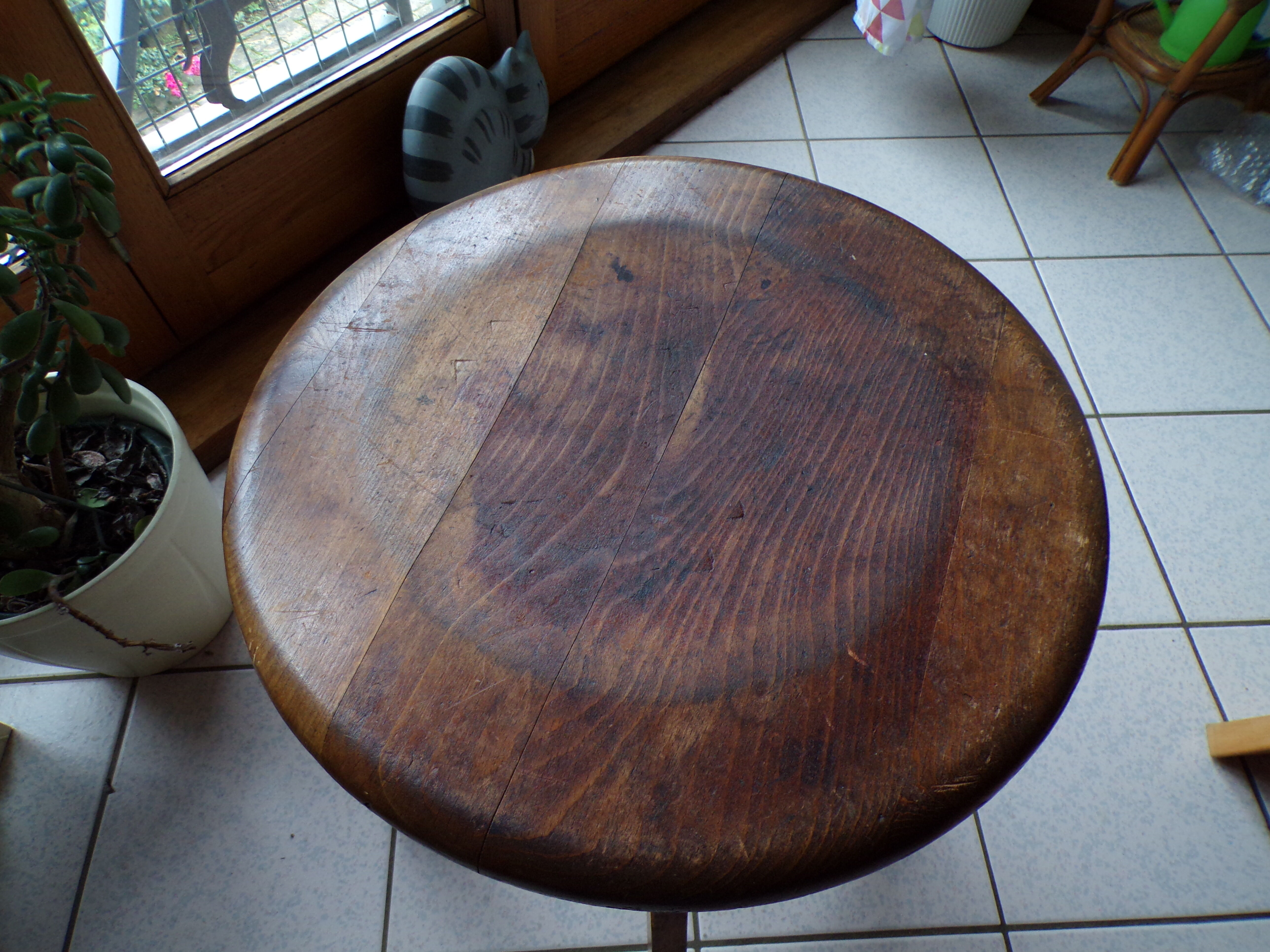 Sedus adjustable stool