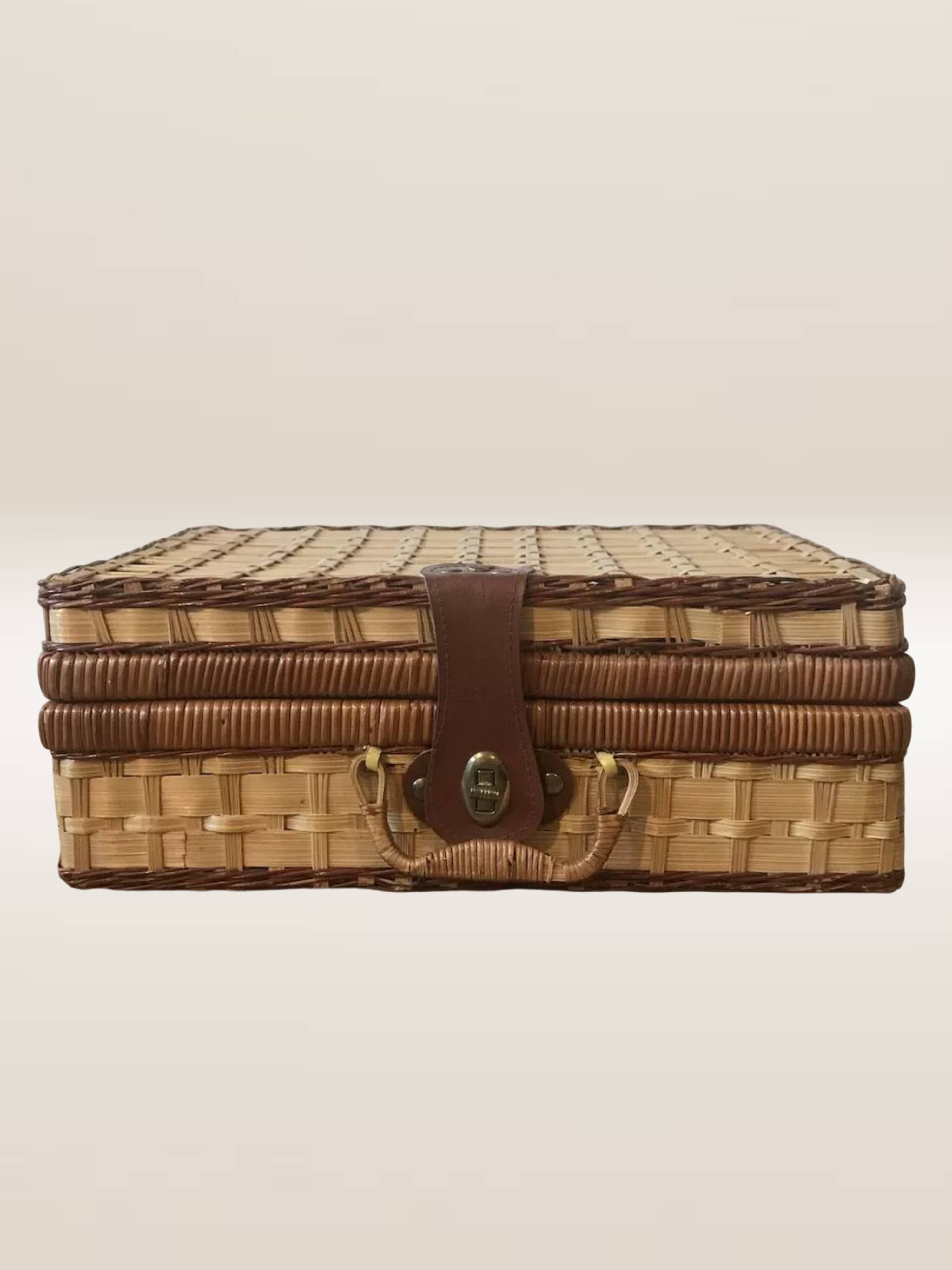 Wicker basket