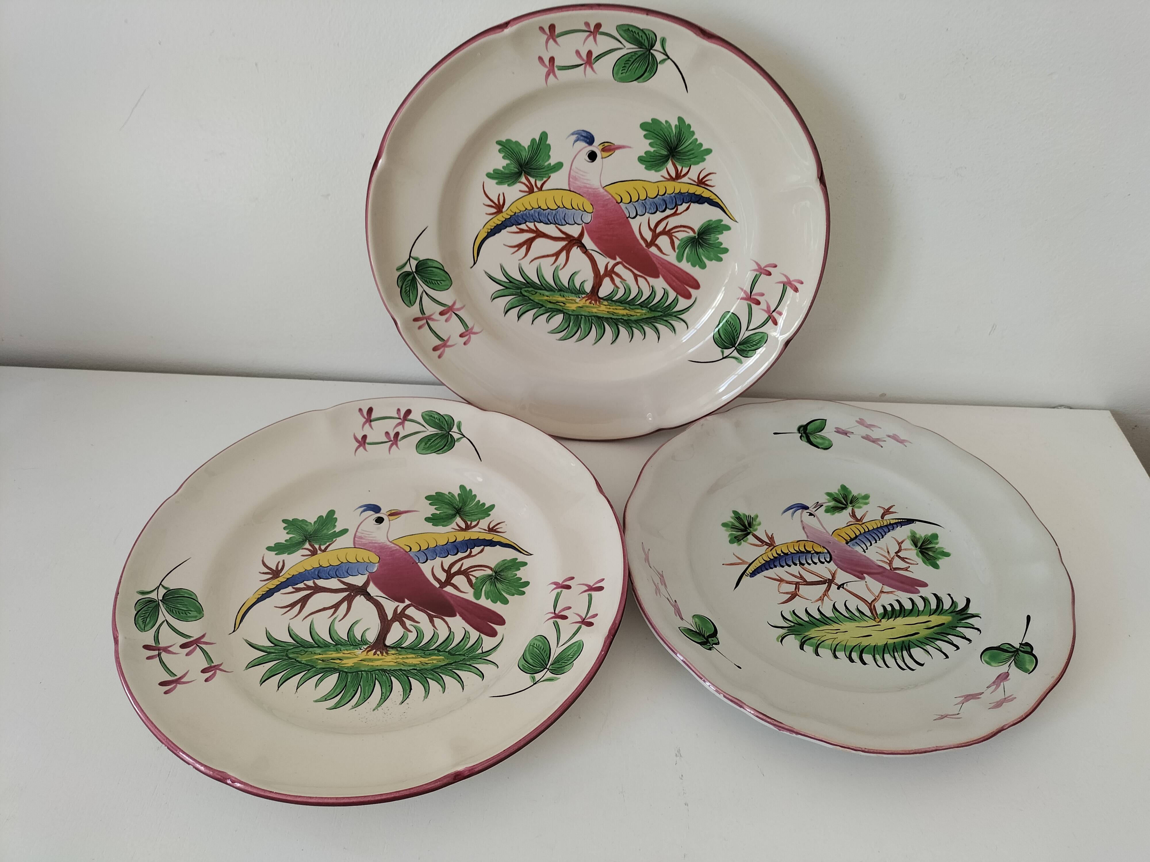 Set of 6 plates with birds and roosters.
