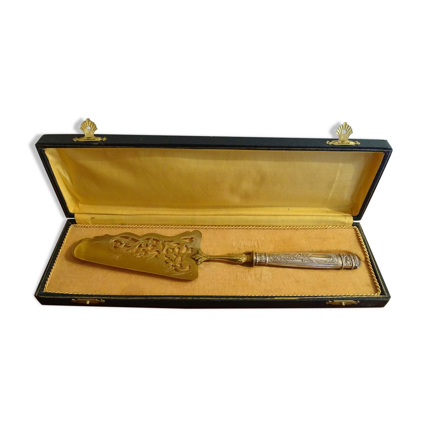Silver pie shovel filled and vermeil old 1900 punch minerva