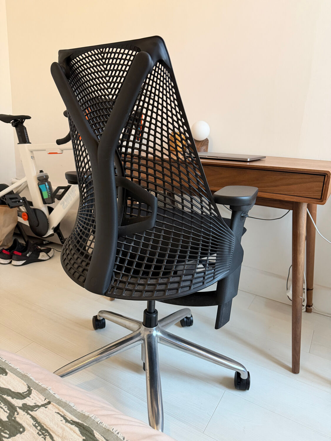 Herman Miller Sayl Chair - Full Options - Like New Condition (Invoice 2023)