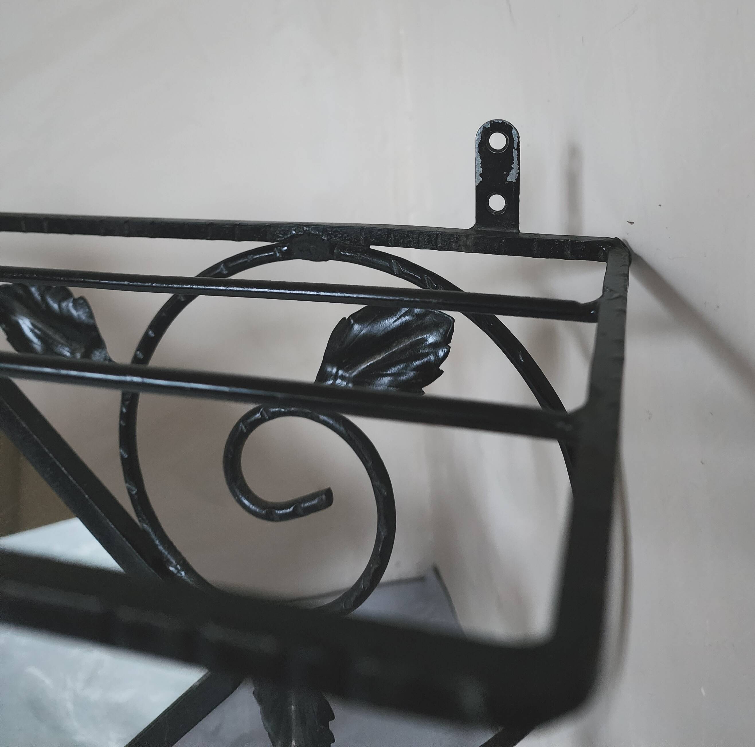 Coat rack, hat rack, wrought iron, 3 wooden balls