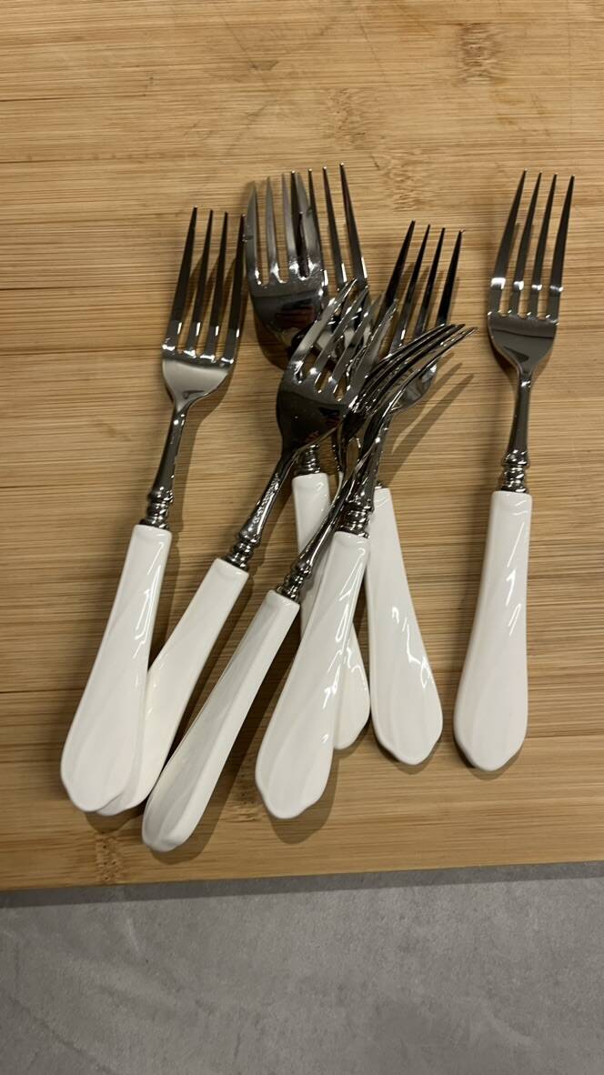 Noritake white porcelain cutlery