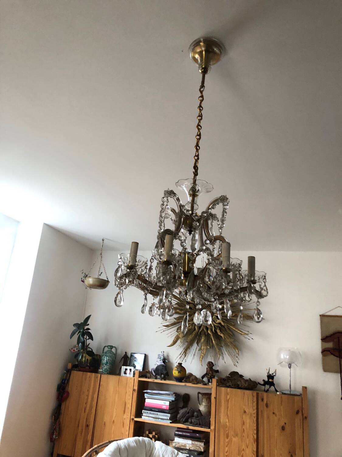 Old chandelier, pendant light, Marie Thérèse light with 9 lights and glass pendants. 1980s