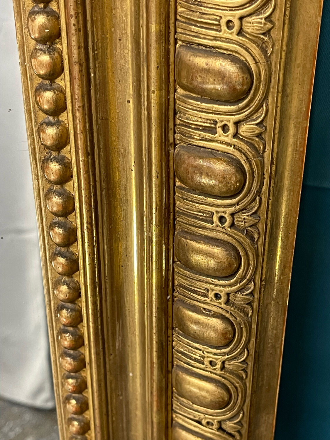 Late nineteenth mirror 146x106cm