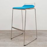 Meet Chair high stool from Sedus in blue fabric