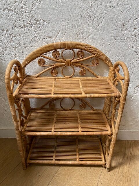Rattan shelf