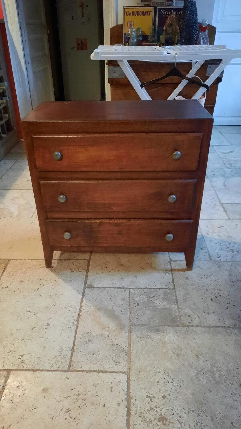 Dresser year 50/60