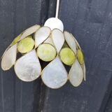 Mother-of-pearl lampshade suspension