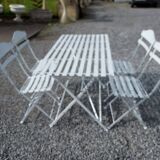 Folding garden furniture in white patinated iron