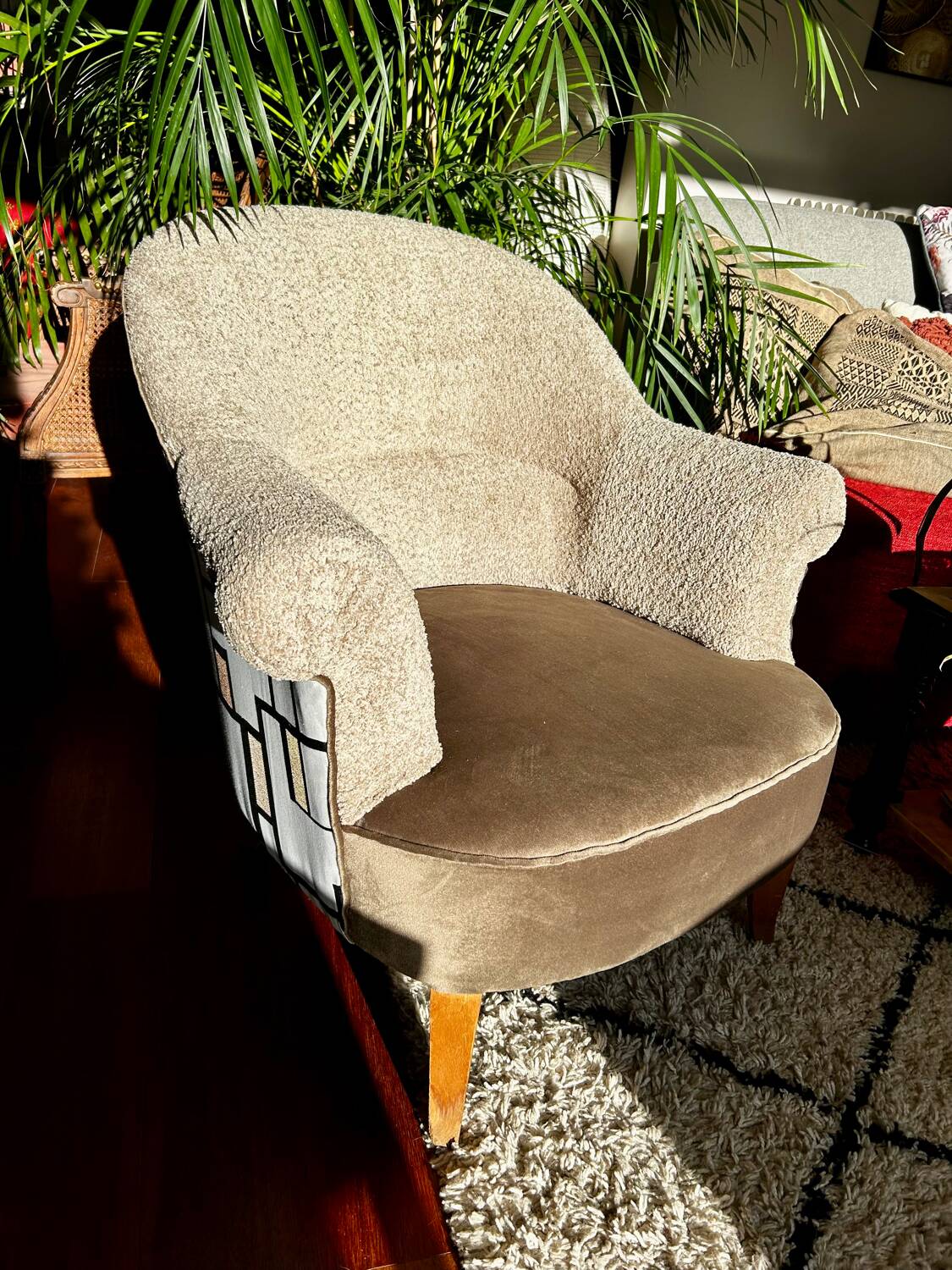 Pair of tub chairs in very good condition